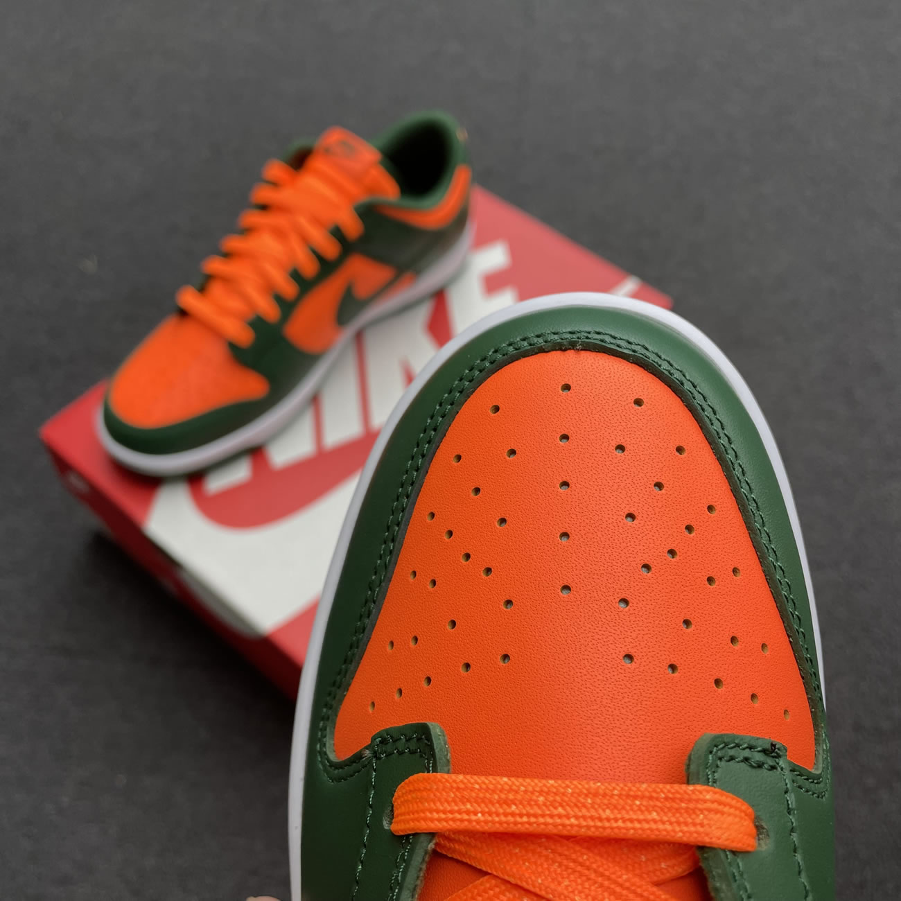 Nike Dunk Low Miami Hurricanes Dd1391 300 (8) - newkick.app